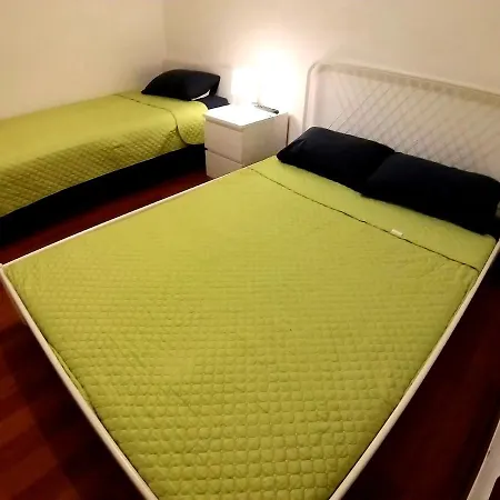 Theorynomad Al Albergue