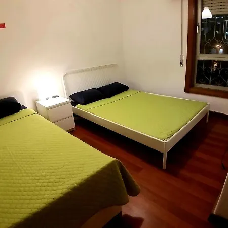 Albergue Theorynomad Al *